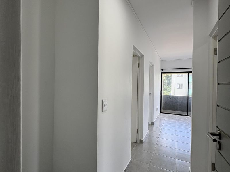 STUNNING UNIT IN SHEFFIELD BEACH - Photo 6