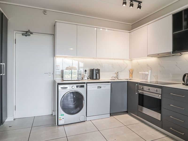 Stylish 1-bedroom apartment in Izinga Eco Estate - Photo 5