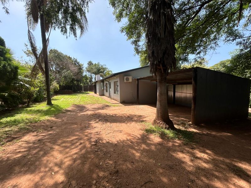 3 Bedroom Warm Family Home with Big Living Area in Schoemansville - Photo 2