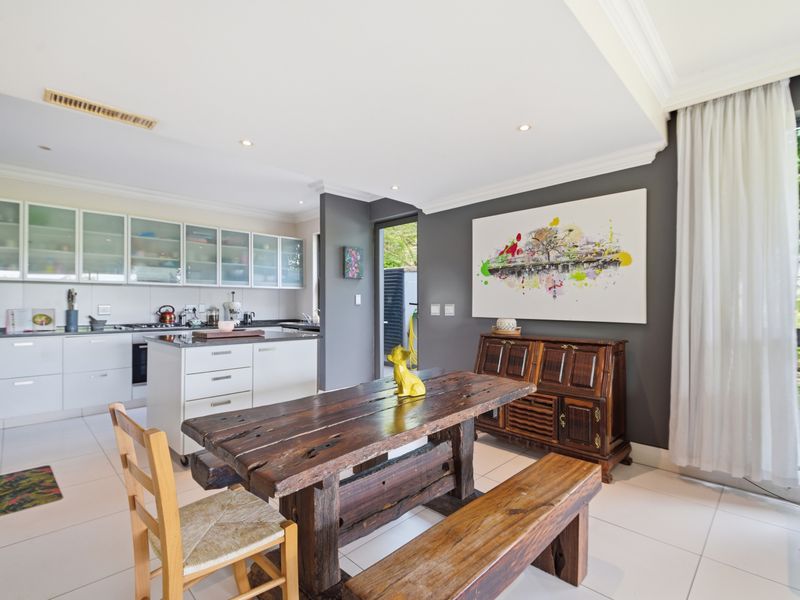 Beautiful 3 Bedroom family home in Simbithi Estate - Photo 9