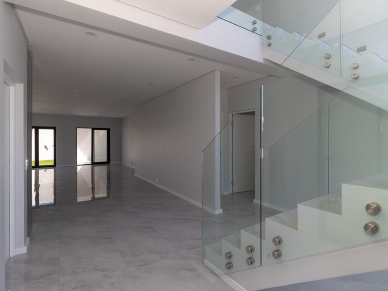 Stunning Newly Built 4-Bedroom Home in Sought-After Sandown – Luxury Living That Stands Out - Photo 3