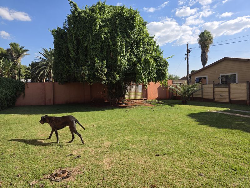 Rare Investment Opportunity in Mooinooi – Income Potential of ±R10 000 per Month! - Photo 9