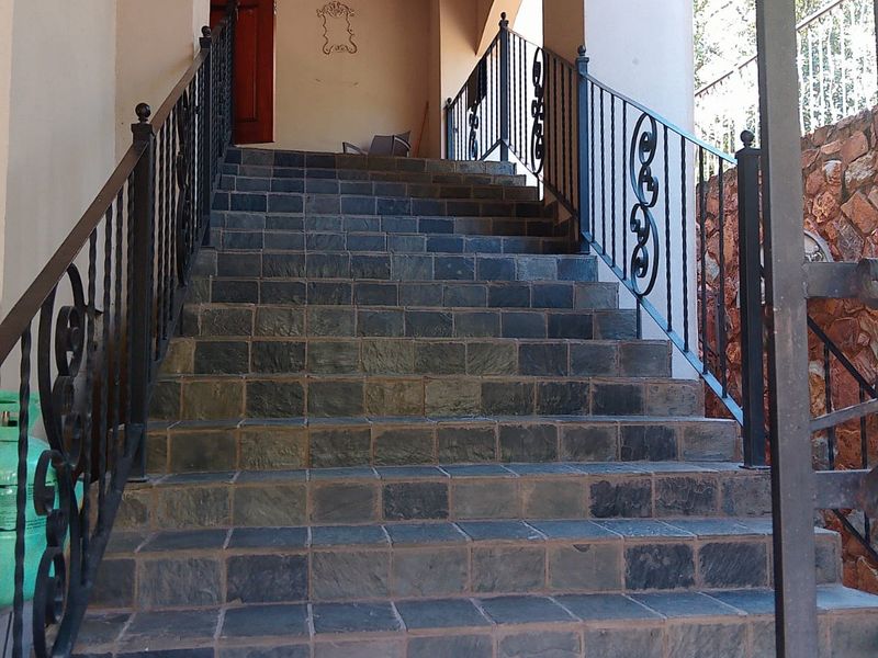 Elegant 3-Bedroom Full Title Home in Prestigious Estate – Secure Lifestyle Living at Its Best - Photo 5