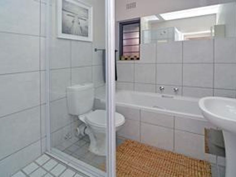 Sectional Title For Sale In Midrand - Photo 4