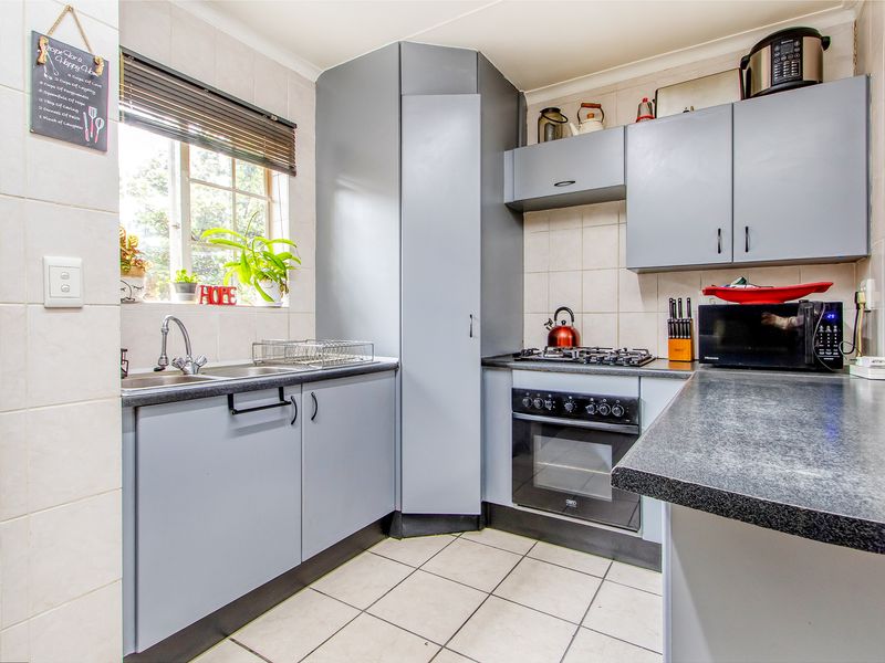 Modern Comfort Meets Outdoor Bliss: Your Dream Family Home - Photo 9