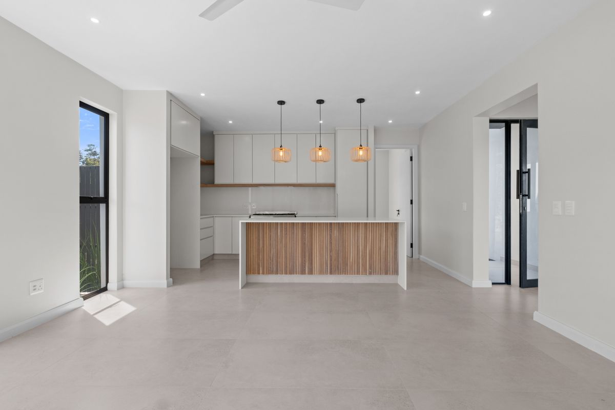 Modern 4 Bedroom Home in Elaleni Lifestyle Estate - Photo 5