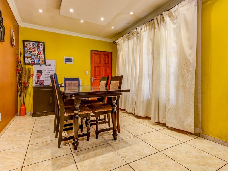 Freestanding For Sale In Kempton Park - Photo 9