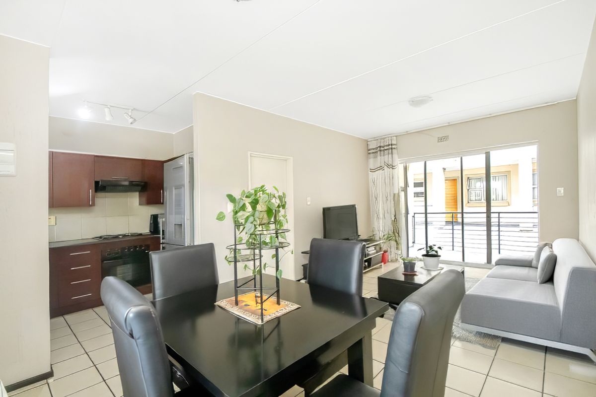 1 Bedroom Apartment - Photo 4