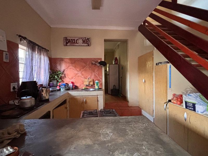 3 BEDROOM HOUSE TO LET - Photo 7