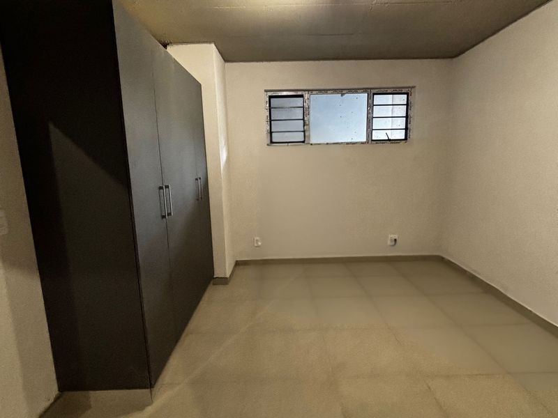 95 sqm BRAND NEW ONE BED APARTMENT - Photo 6