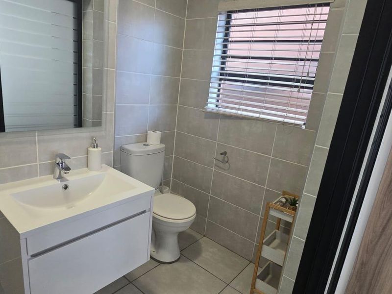 Beautiful 3-Bedroom Ground Floor Apartment – The Blyde - Photo 7