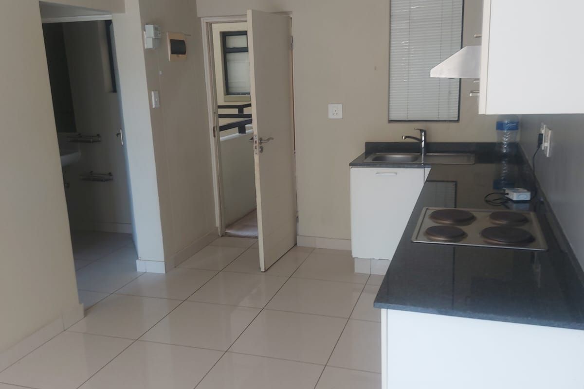1-Bedroom Apartment for Rent In Umhlanga Ridge - Photo 4