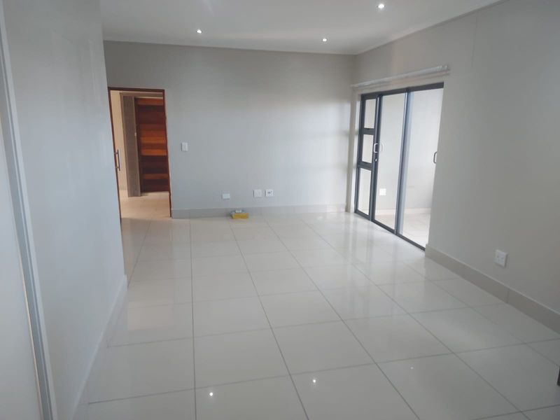 Modern 2-Bedroom Apartment | Umhlanga Ridge - Photo 7