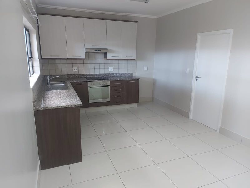 Modern 2-Bedroom Apartment | Umhlanga Ridge - Photo 5