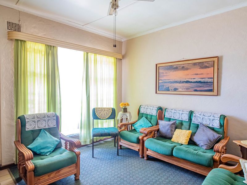 2 Bedroom Home with Flatlet Potential in Moorreesburg - Photo 7