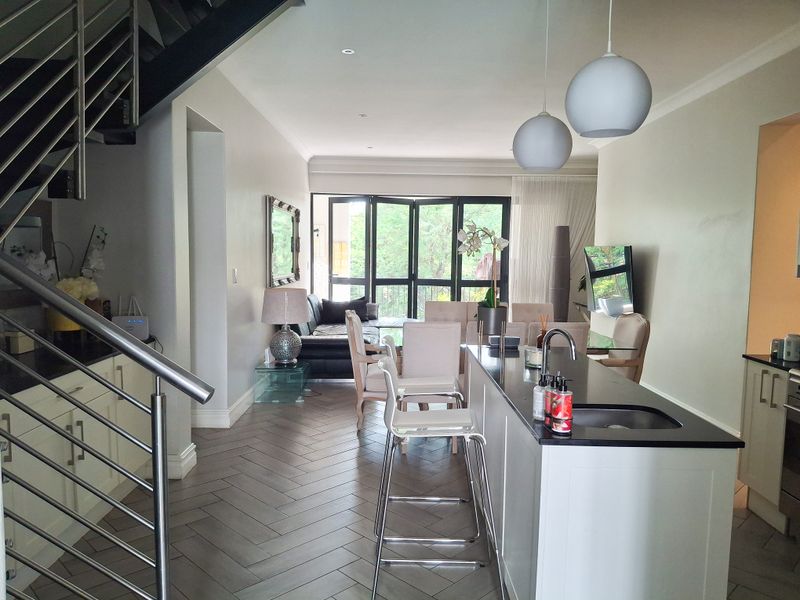 Lavish upmarket apartment - Photo 7