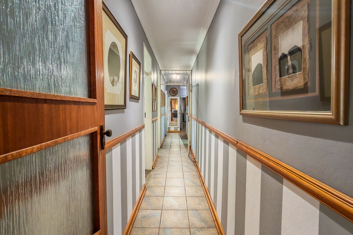 5 Bedroom Property for Sale on 2.4ha small holding - Photo 5