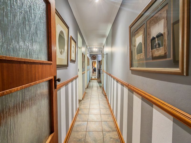 5 Bedroom Property for Sale on 2.4ha small holding - Photo 5