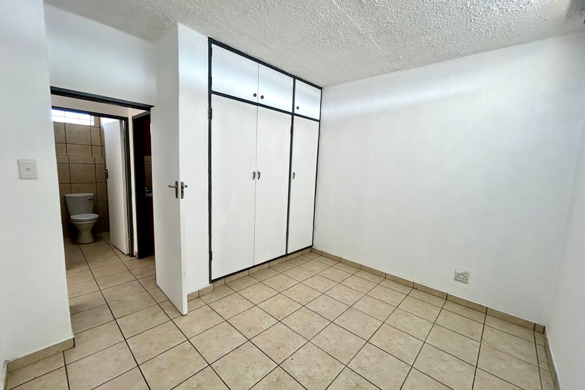 PHONE TODAY FOR A VIEWING! DONT MISS OUT - Photo 3