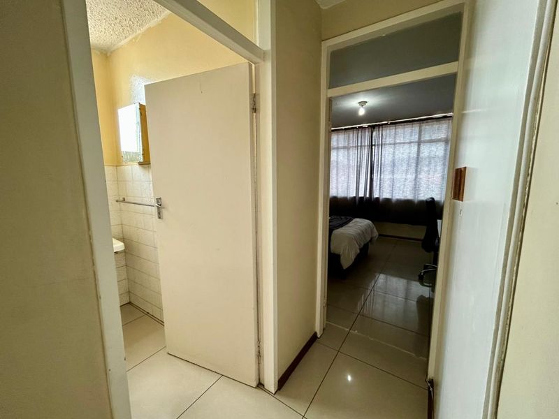 Apartment For Sale In Pretoria - Photo 8