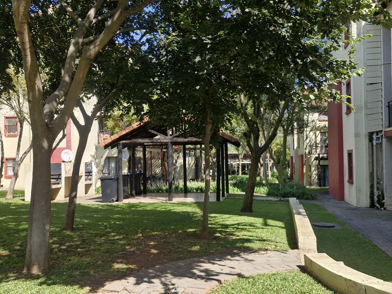 GROUND FLOOR STUDIO APARTMENT TO RENT IN OUKRAAL FOR R5 500 - Photo 6