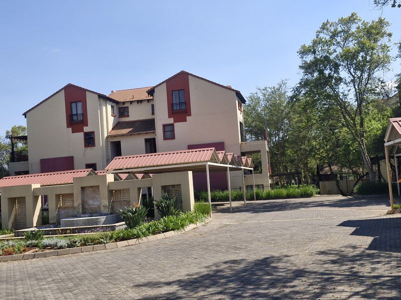 GROUND FLOOR STUDIO APARTMENT TO RENT IN OUKRAAL FOR R5 500 - Photo 3