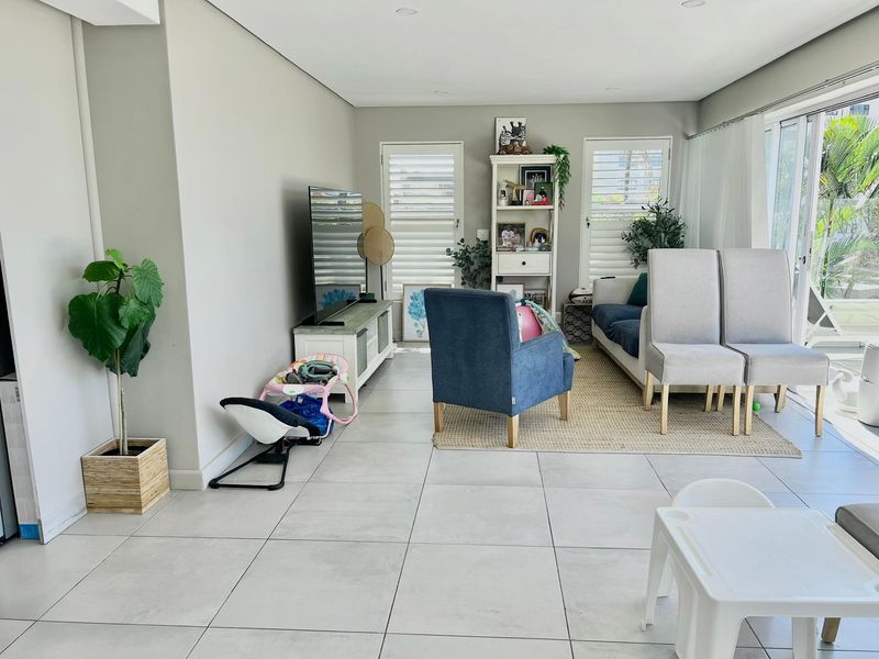 Wake Up to Ocean Views – Stylish 2 Bed, 2 Bath in Ile Coco, Umhlanga - Photo 5