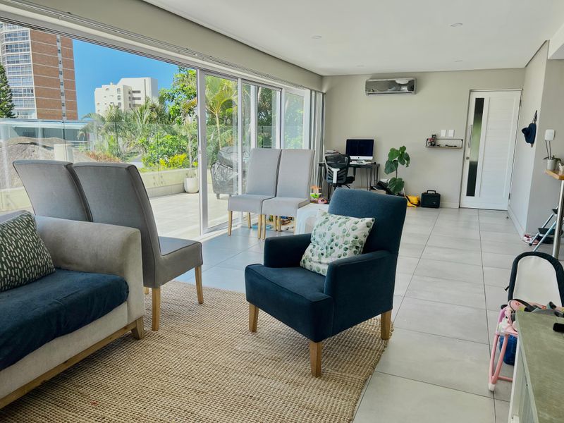 Wake Up to Ocean Views – Stylish 2 Bed, 2 Bath in Ile Coco, Umhlanga - Photo 8