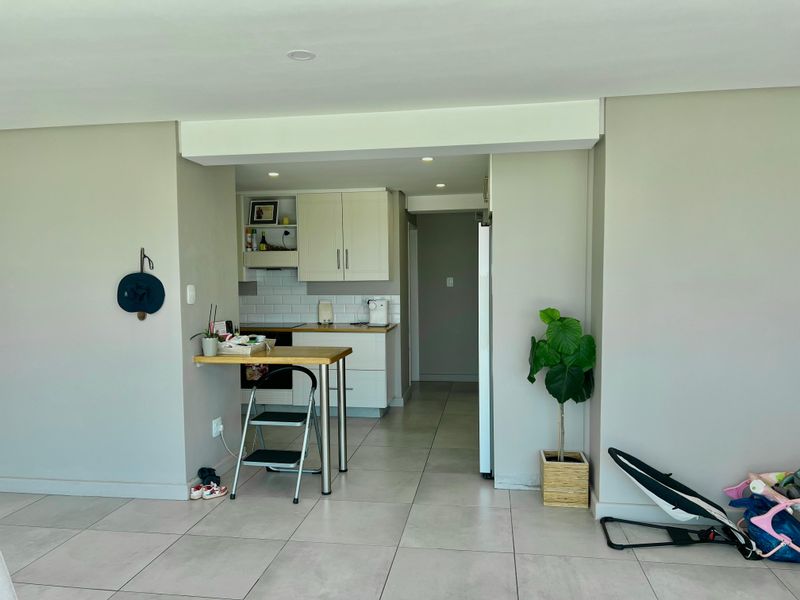 Wake Up to Ocean Views – Stylish 2 Bed, 2 Bath in Ile Coco, Umhlanga - Photo 9