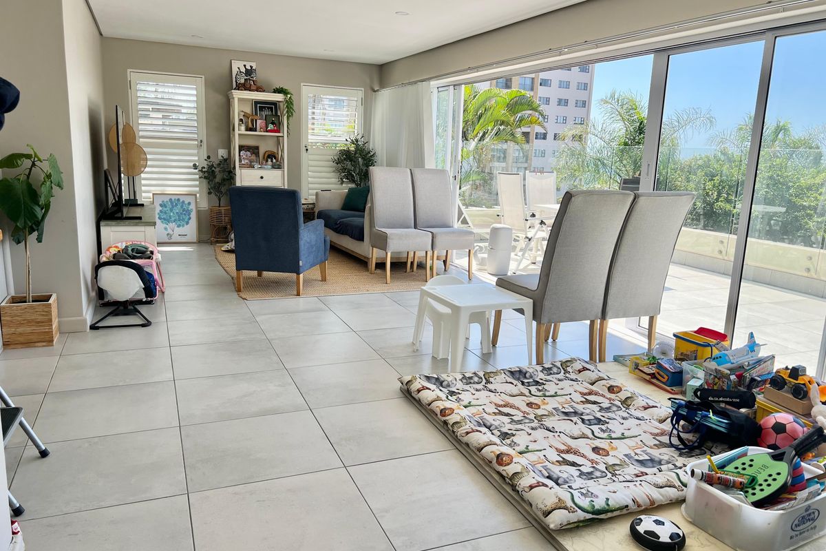 Wake Up to Ocean Views – Stylish 2 Bed, 2 Bath in Ile Coco, Umhlanga - Photo 3