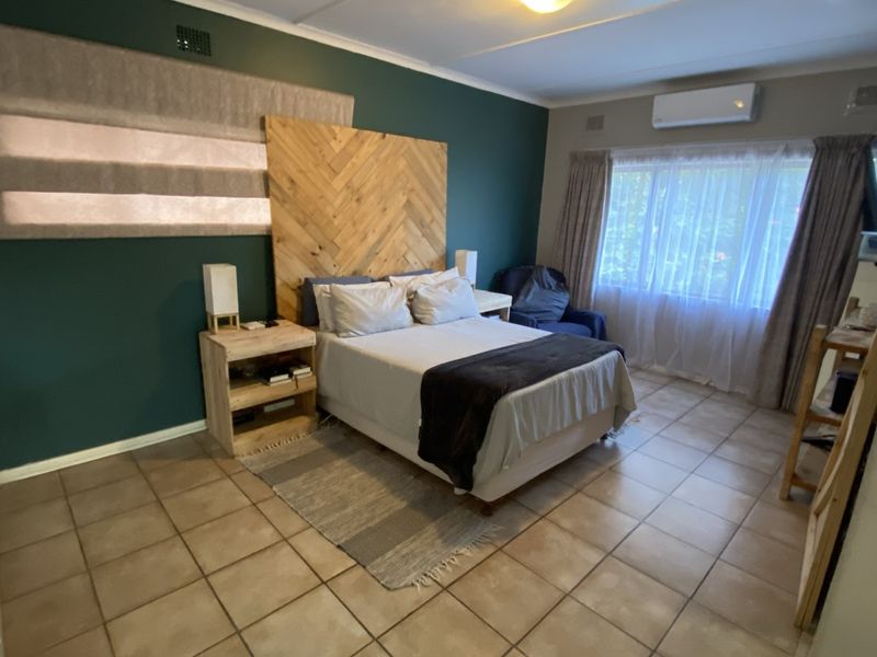 Big and Beautiful House waiting to become YOUR home! - Photo 7