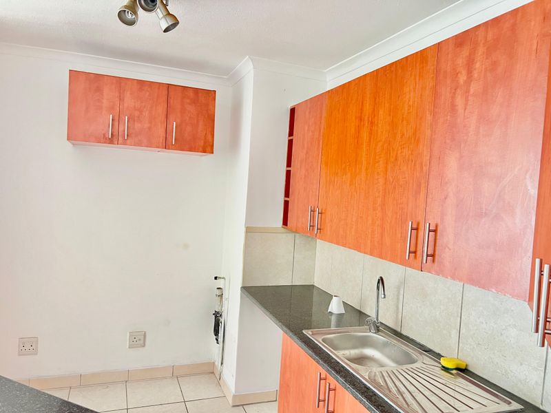 Prime Umhlanga Living – Spacious 3 Bed, 2 Bath in The Zone - Photo 5