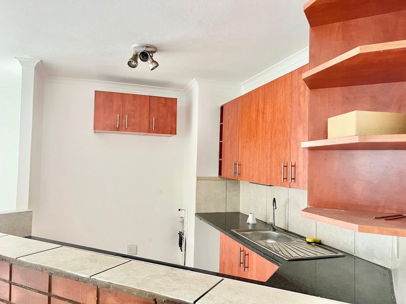 Prime Umhlanga Living – Spacious 3 Bed, 2 Bath in The Zone - Photo 4