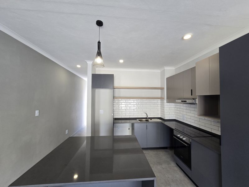 Brand new apartment for sale in Westbrook! - Photo 6