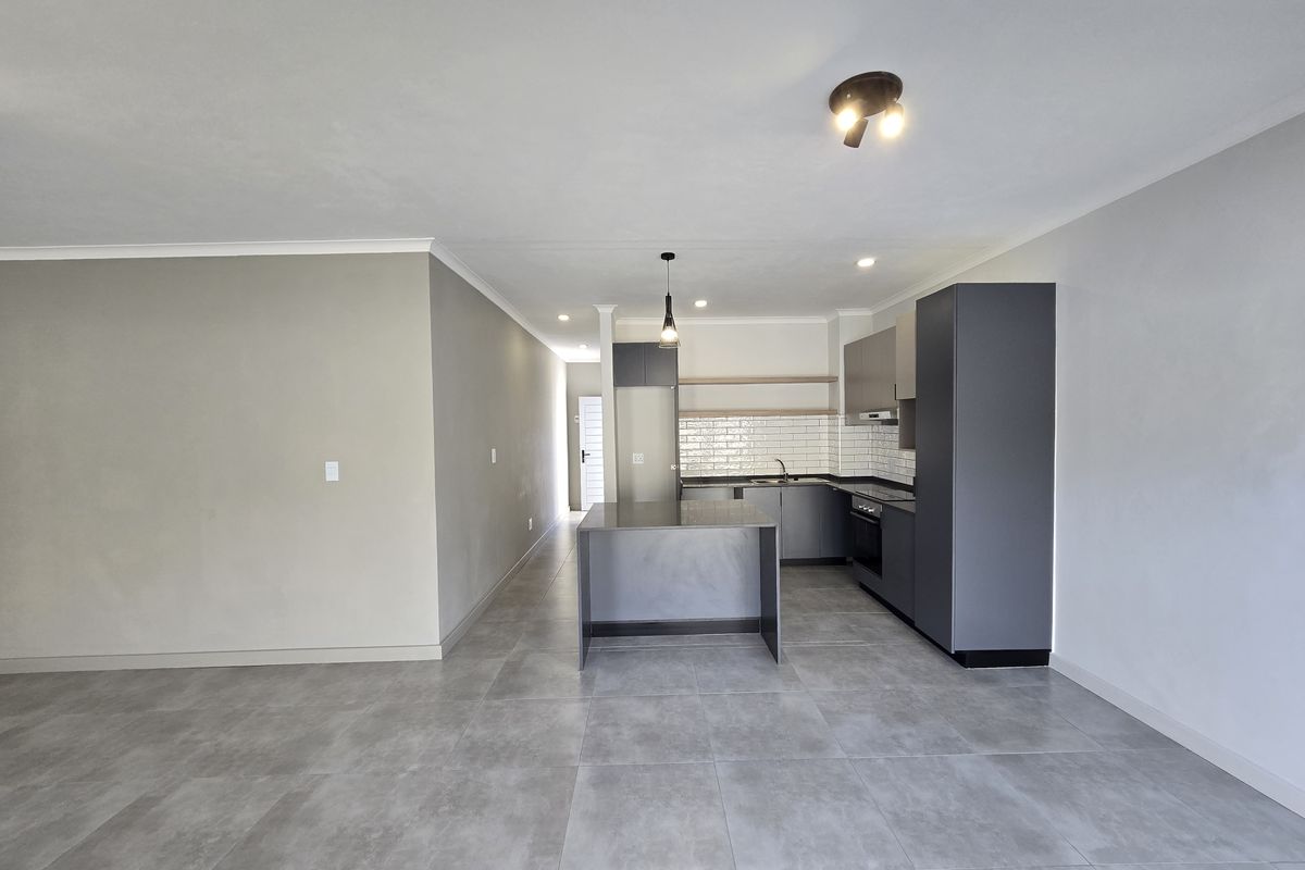 Brand new apartment for sale in Westbrook! - Photo 4