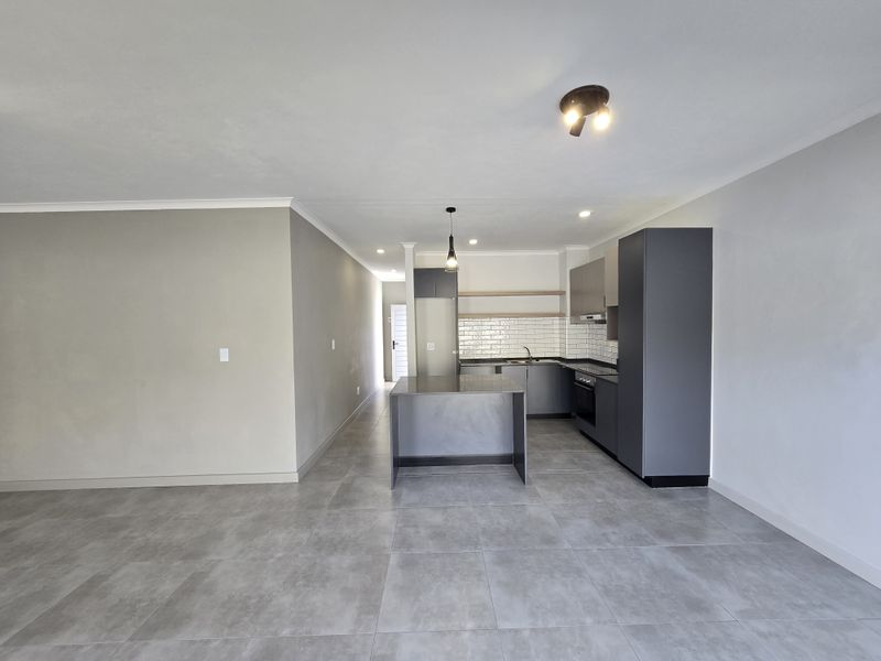 Brand new apartment for sale in Westbrook! - Photo 4