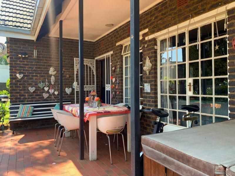 Stunning Family Home in Norkem Park - Photo 5