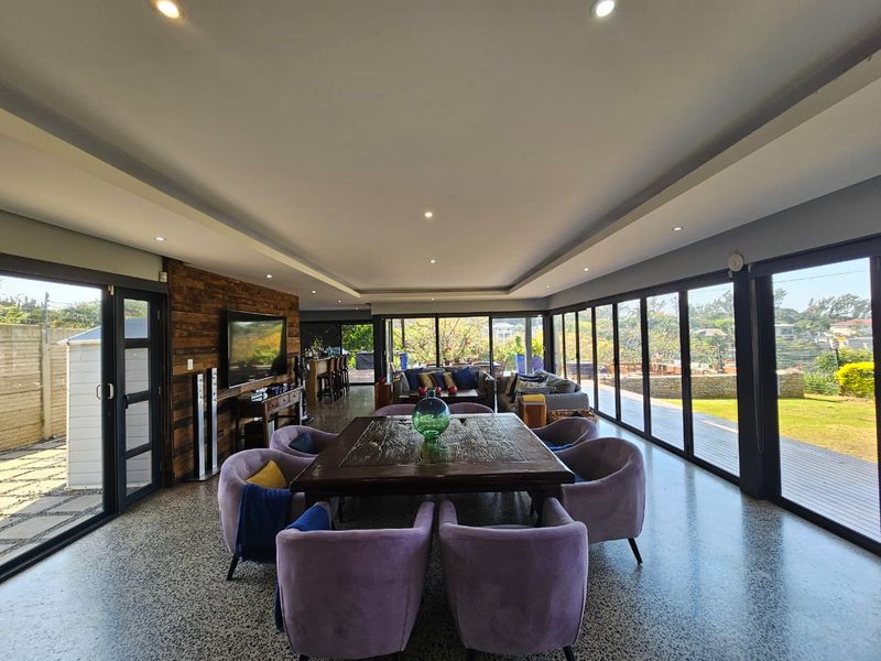 Stunning Seaview Home In Salt Rock-Sole Mandate - Photo 9