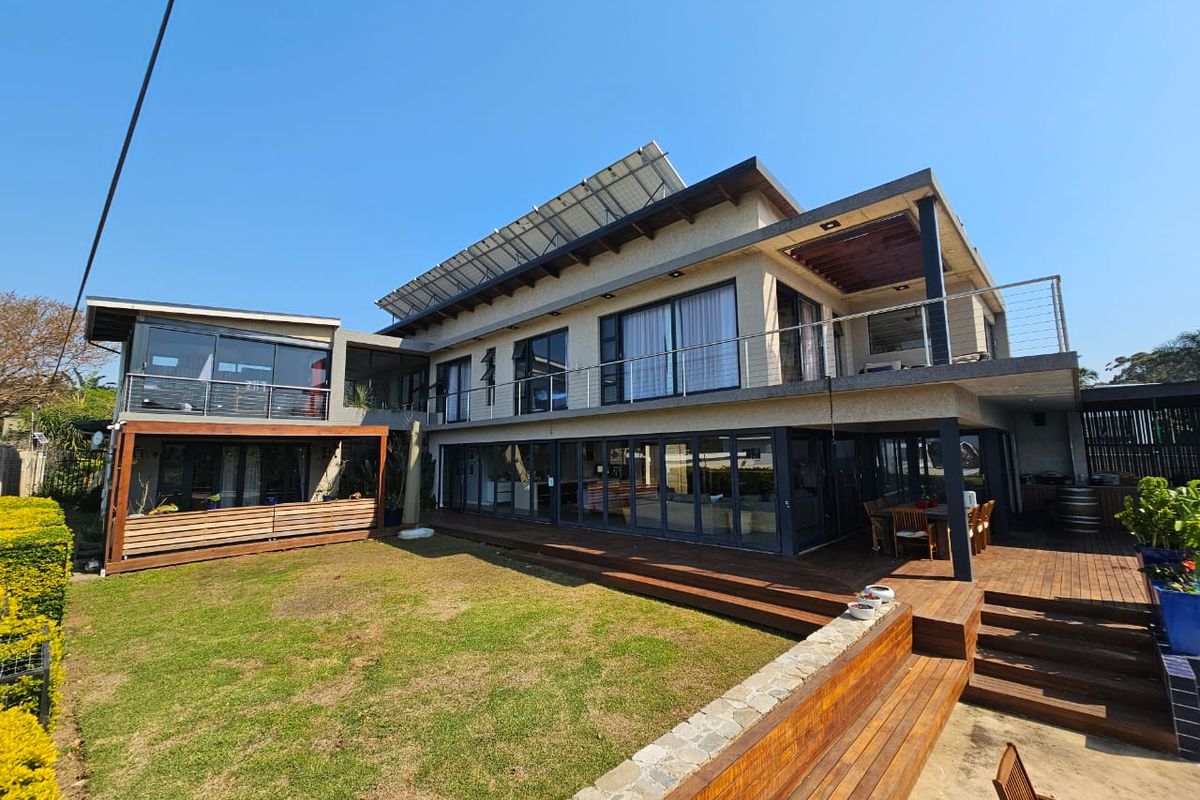 Stunning Seaview Home In Salt Rock-Sole Mandate - Photo 3