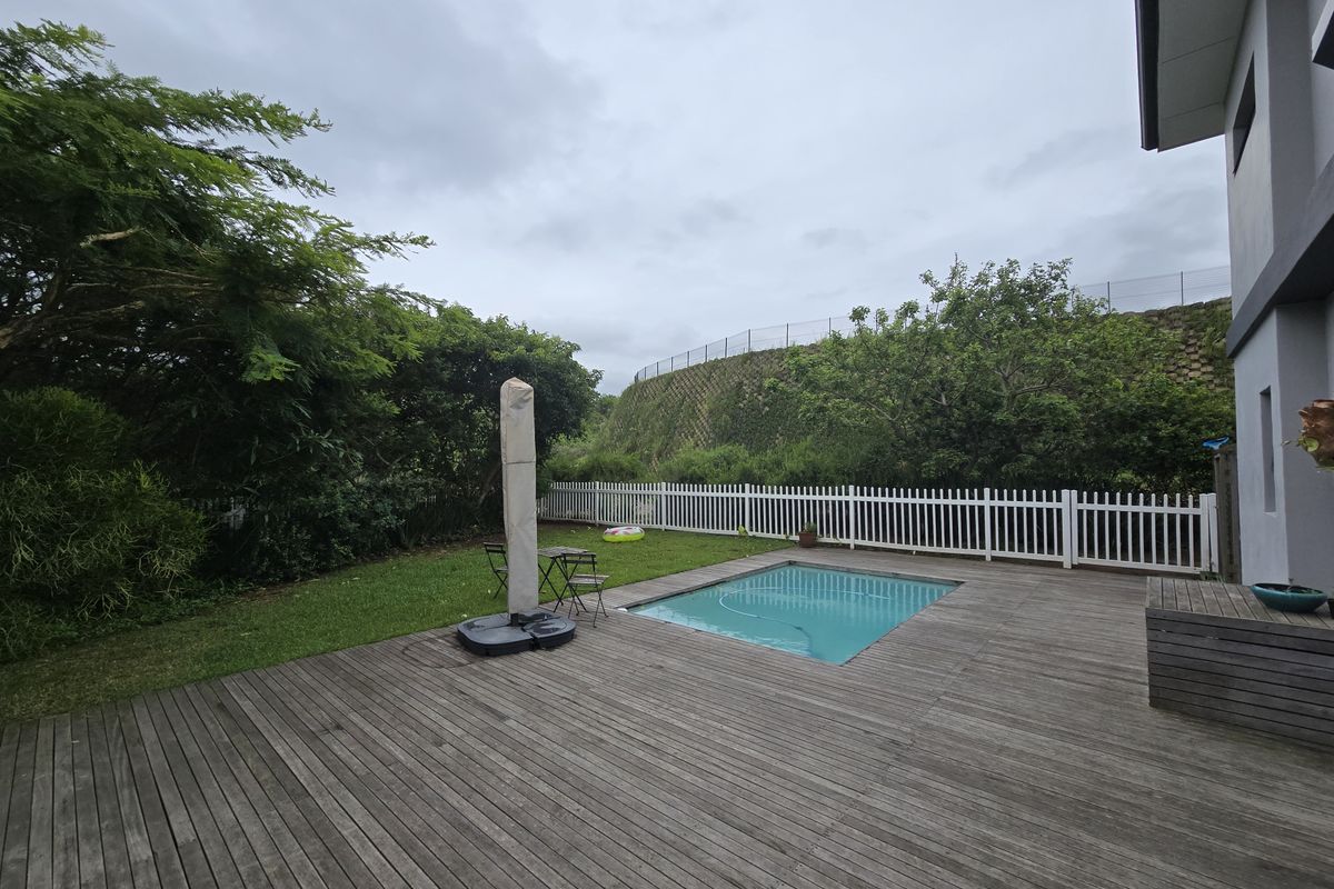 Beautiful Free-Standing Home in the picturesque Dolphin Ridge, Mount Richmore! - Photo 3