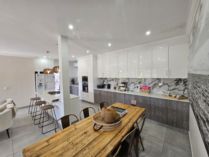 Free-standing 4 bedroom home for sale in Salt Rock! - Photo 5