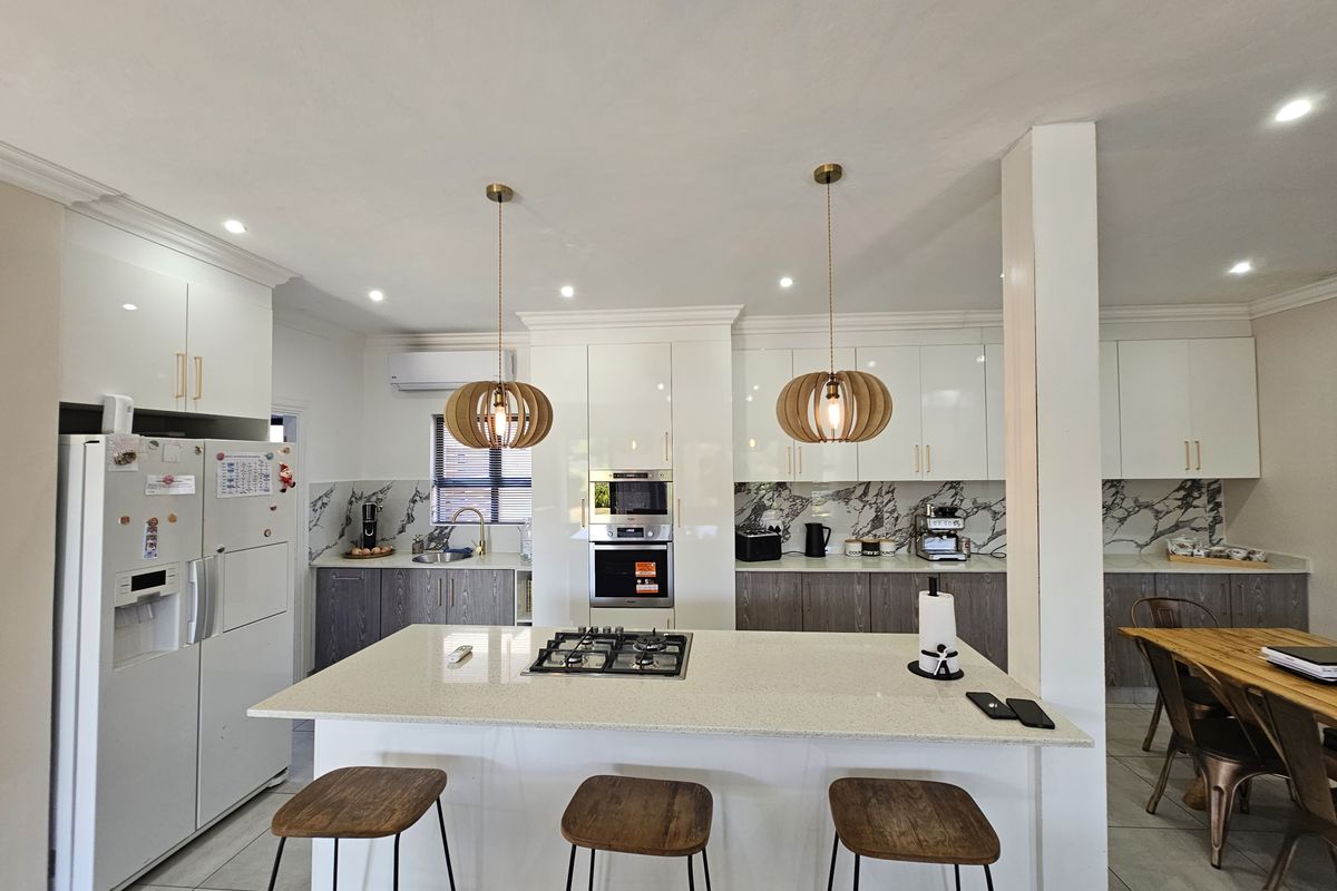 Free-standing 4 bedroom home for sale in Salt Rock! - Photo 3