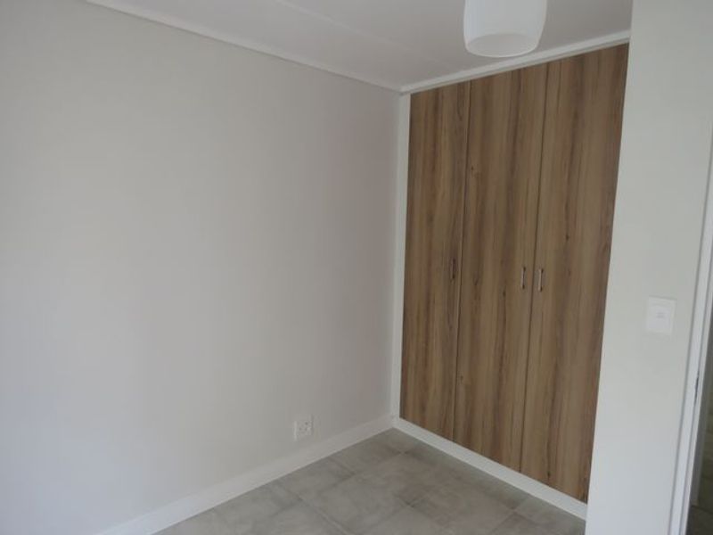 3-Bedroom Apartment to Rent in Greenbay Estate - Photo 8
