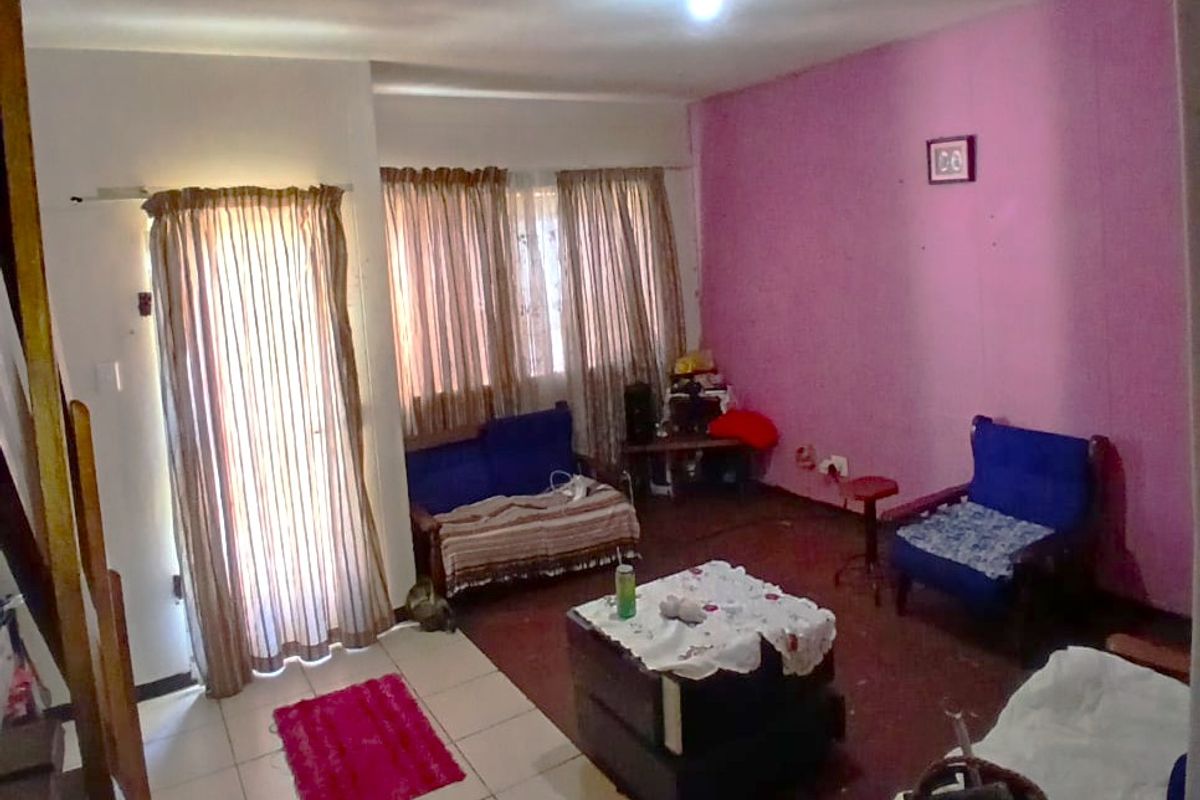 3 BED 1 BATH DUPLEX FOR SALE - Photo 2