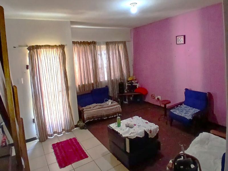 3 BED 1 BATH DUPLEX FOR SALE - Photo 2