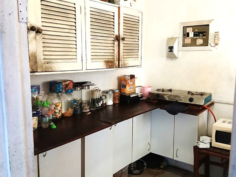 3 BED 1 BATH DUPLEX FOR SALE - Photo 4