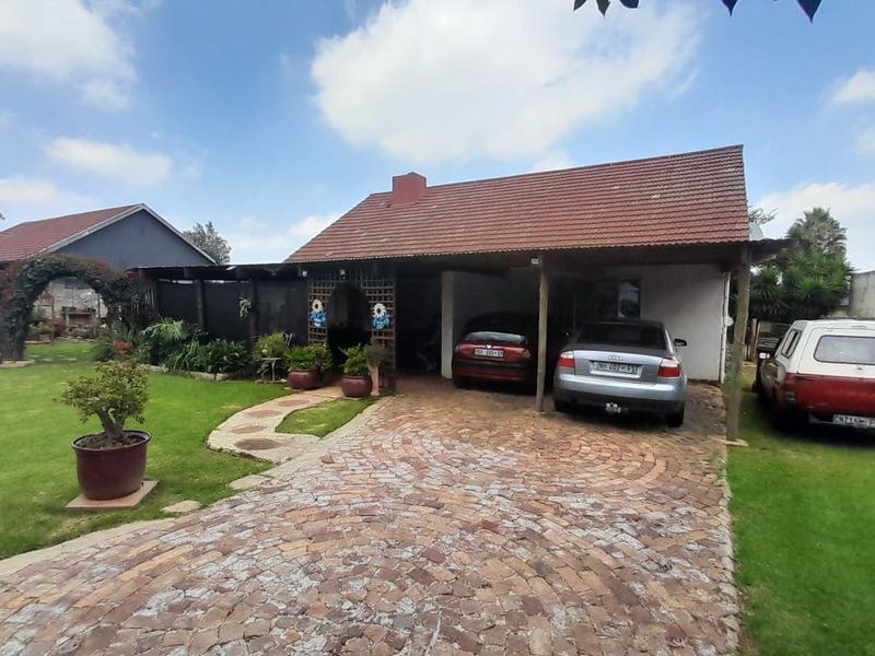 Prime Investment Opportunity in Rhodesfield – Space, Income & Potential! - Photo 1