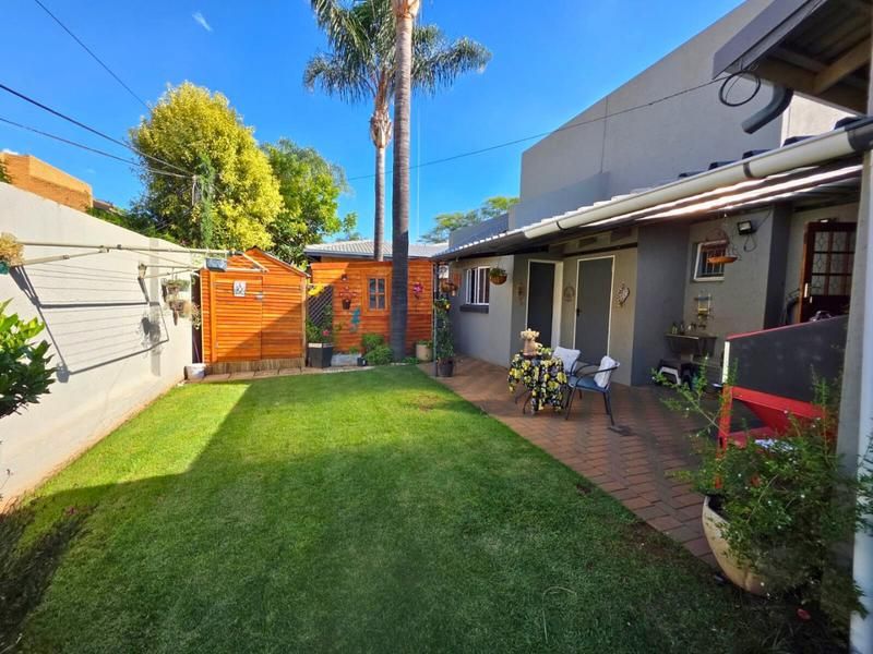 THIS IS IT!!! 🤩 Exclusive, Elegant Family Living in Blue Gill Estate!!!!!!!!!!! - Photo 2