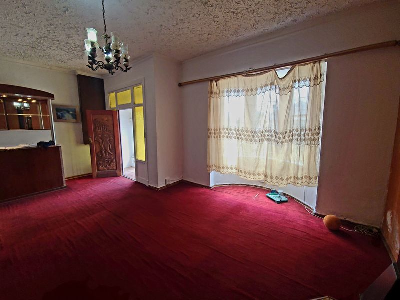 Make Your Move on This Solid Family Home with Built-In Income Potential! - Photo 8