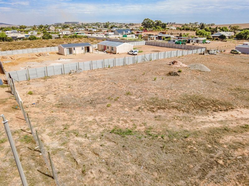 Spacious Plot with Approved Building Plans – Excellent Opportunity - Photo 7